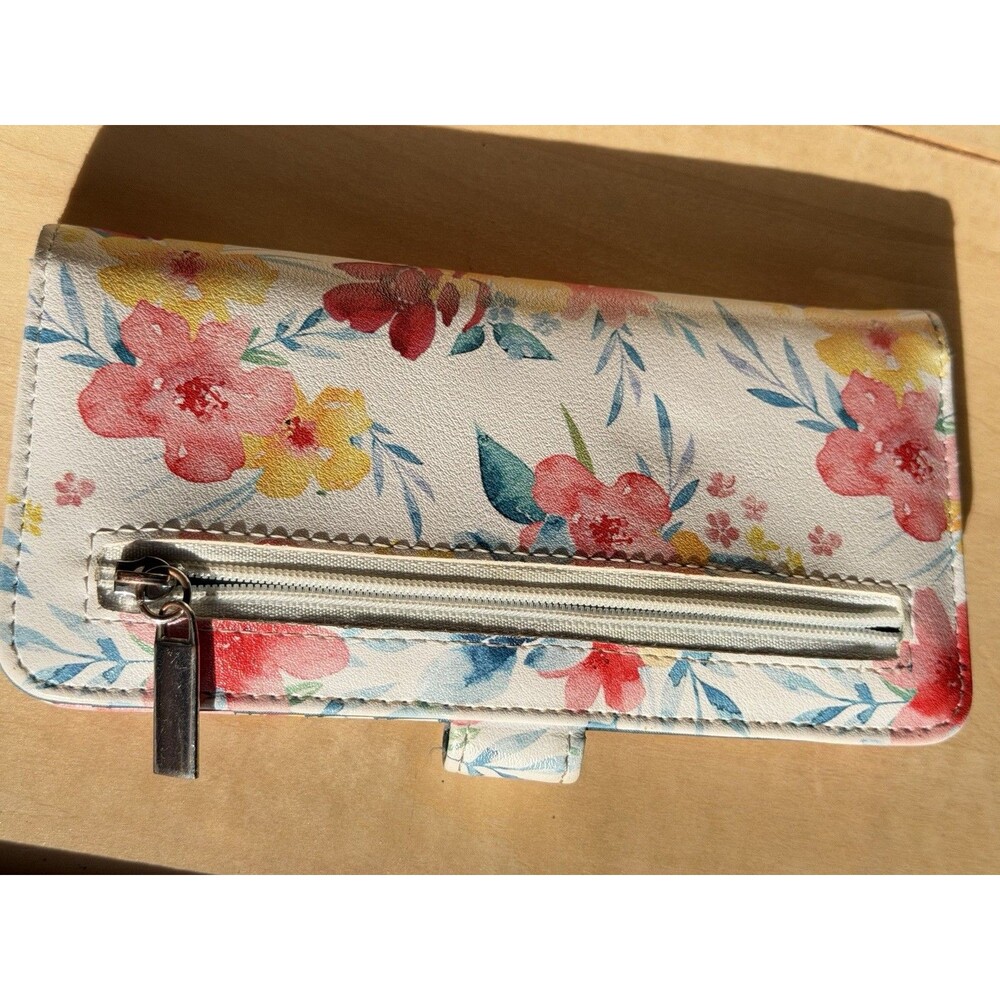 Time & Tru Floral Print SlimSnap Wallet